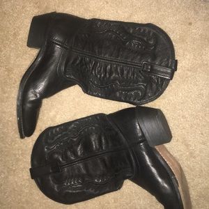 Laredo cowgirl boots